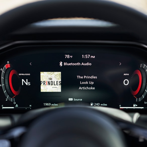 NissanConnect Blueooth audio streaming displayed on digital gauge